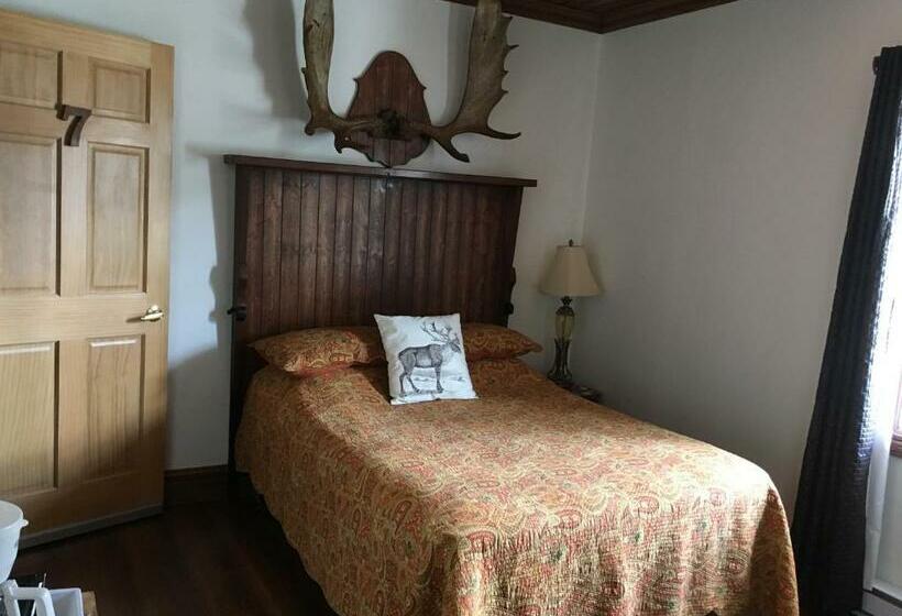 Номер Стандарт, Auberge Du Vieux Faubourg