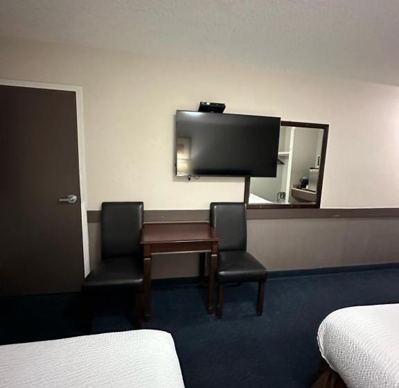 Номер Стандарт, Travelodge By Wyndham Wetaskiwin