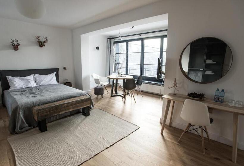 Апартаменты Deluxe 1 Спальня, The Pines Boutique Villa