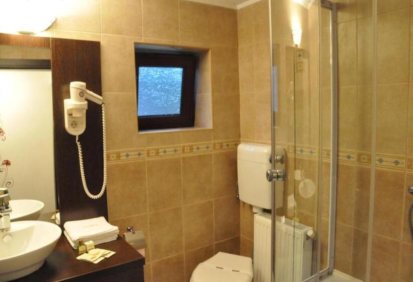 اتاق اکونومی, Garden Retreat