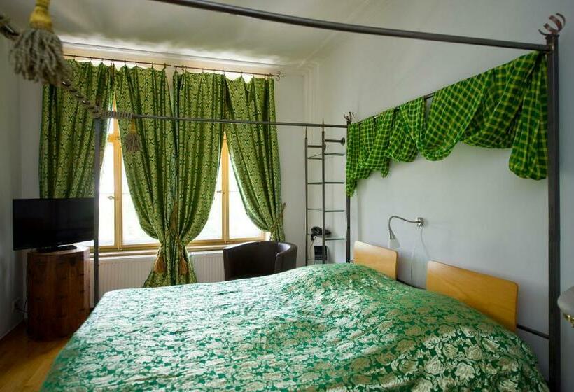 Standard Room, Bonapart