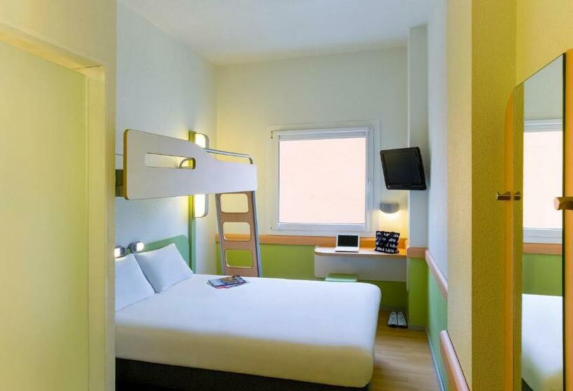 Habitación Estándar Cama Matrimonio, Ibis Budget Bilbao Arrigorriaga