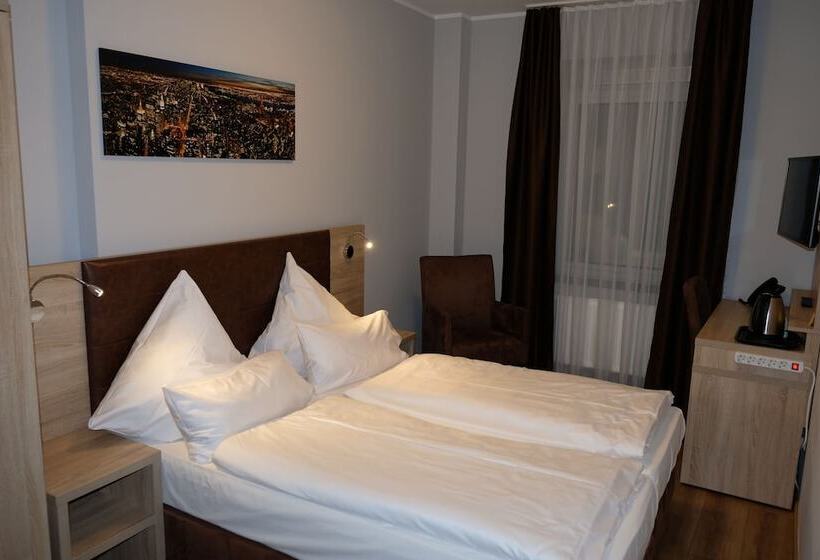 Номер Стандарт, Minx – Cityhotels
