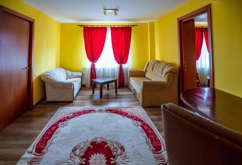 Апартаменты 1 Спальня, Noroc Si Fericire