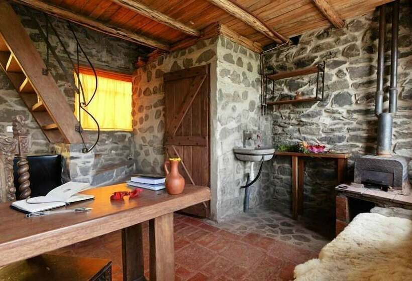 Четырехместный Номер Стандарт, Posada Santa Barbara