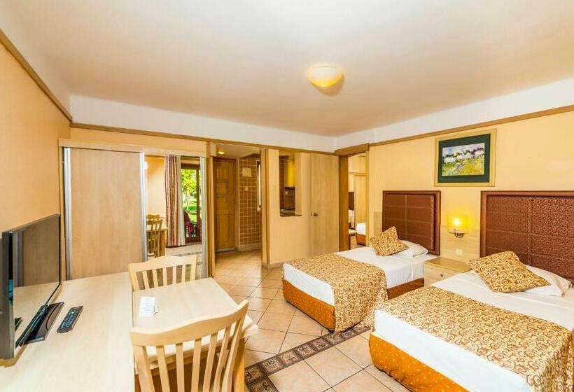 Семейный Номер, Vonresort Golden Beach & Aqua   Kids Concept Ultra All Inclusive