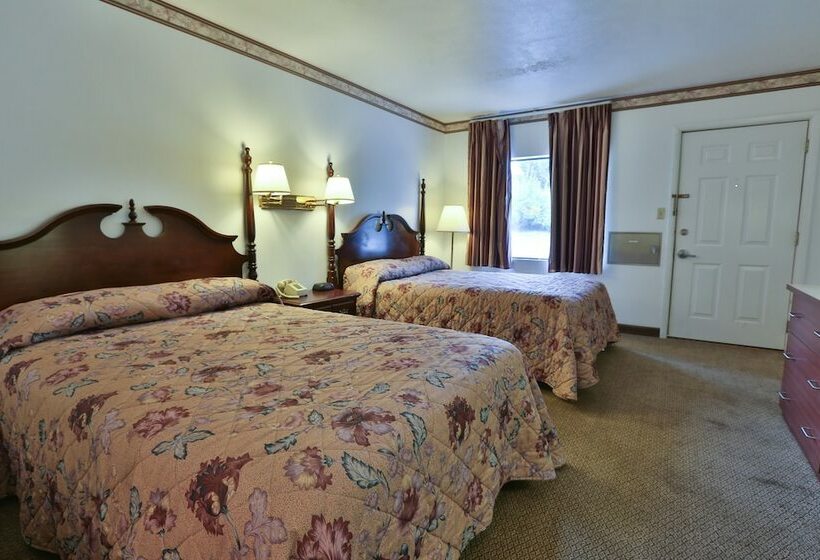 Номер Стандарт 2 Двуспальные Кровати, Nittany Budget Motel