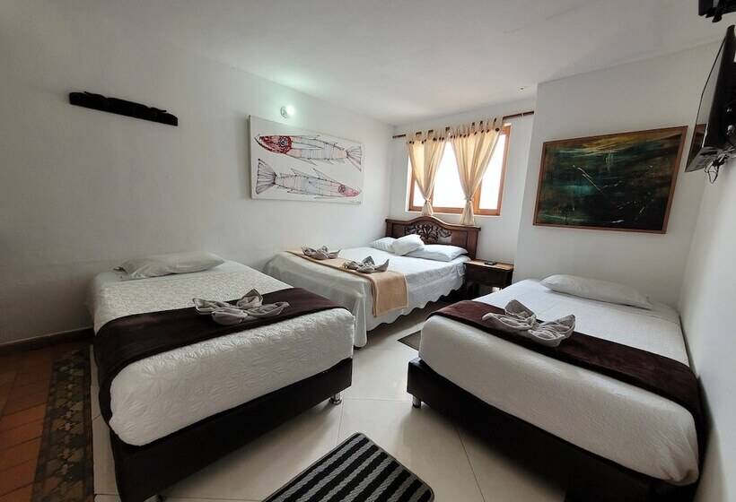 Четырехместный Номер Стандарт, Casa Cantabria