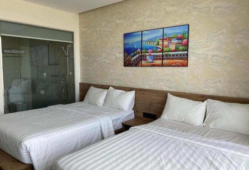 اتاق استاندارد چهار تخته با چشم‌انداز دریا, Venus Apartment   Apec Mandala Phú Yên