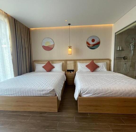 اتاق استاندارد چهار تخته با چشم‌انداز دریا, Venus Apartment   Apec Mandala Phú Yên