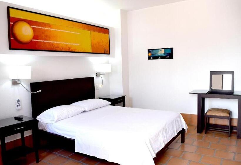 디럭스 룸, Chrisban Hotel Boutique