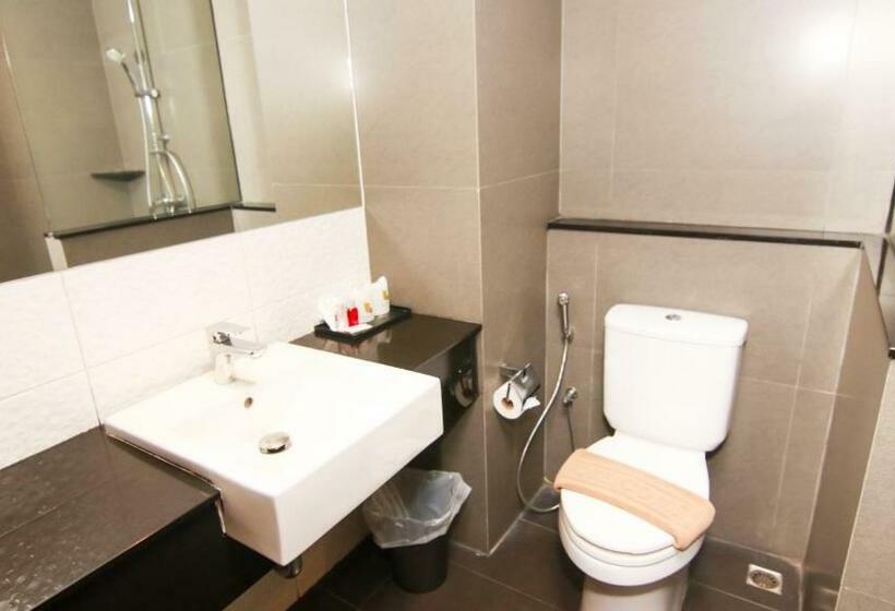 Номер Deluxe, Levana Pattaya Hotel   Sha Extra Plus