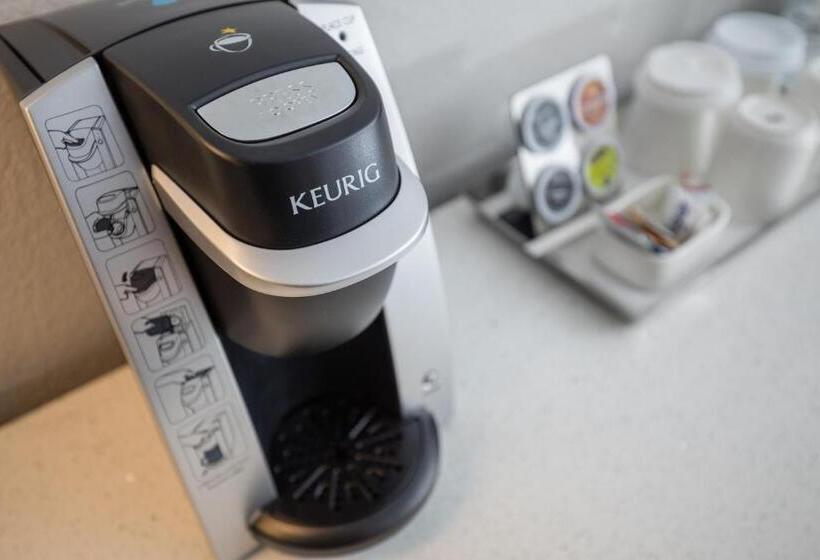 غرفة قياسية, Radisson Hotel Oakland Airport