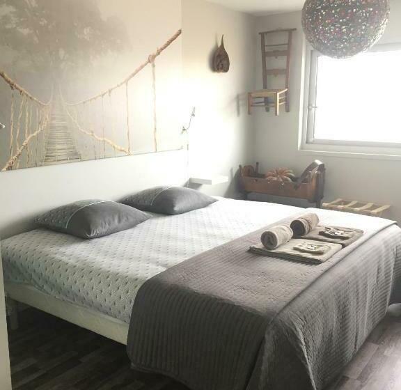 اتاق استاندارد با تخت بزرگ, 1 Chambre, 1 P'tit Dèj', 1 Sourire