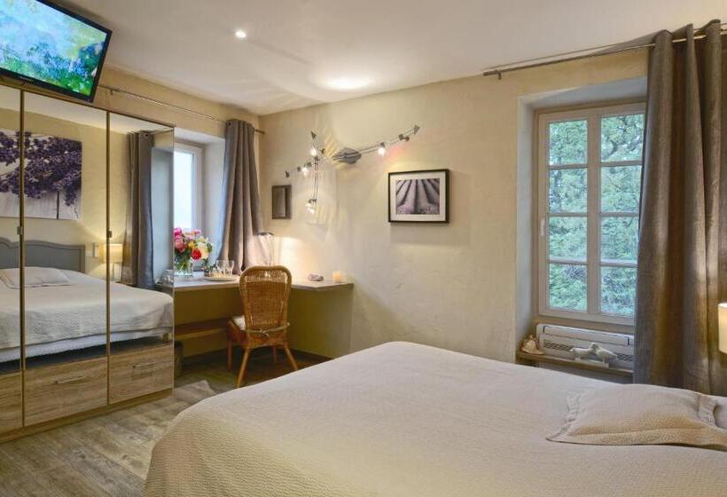 اتاق کلاسیک, La Colline De Vence