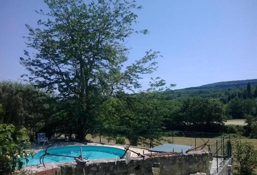 Номер Стандарт, Le Val Léron