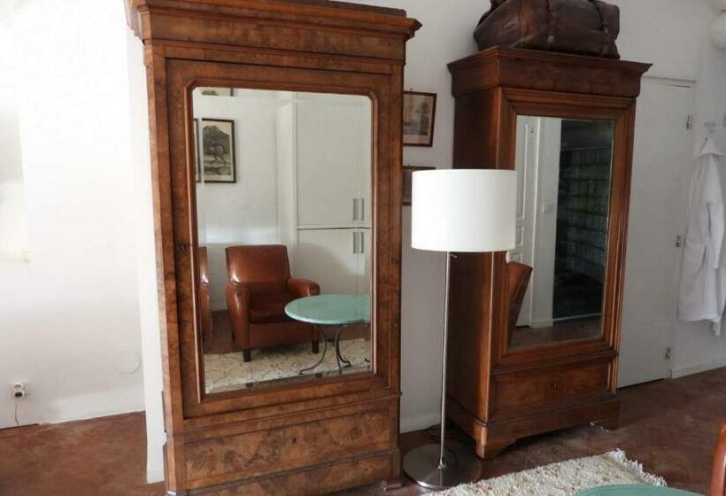 اتاق استاندارد, La Nesquière Chambres D Hôtes