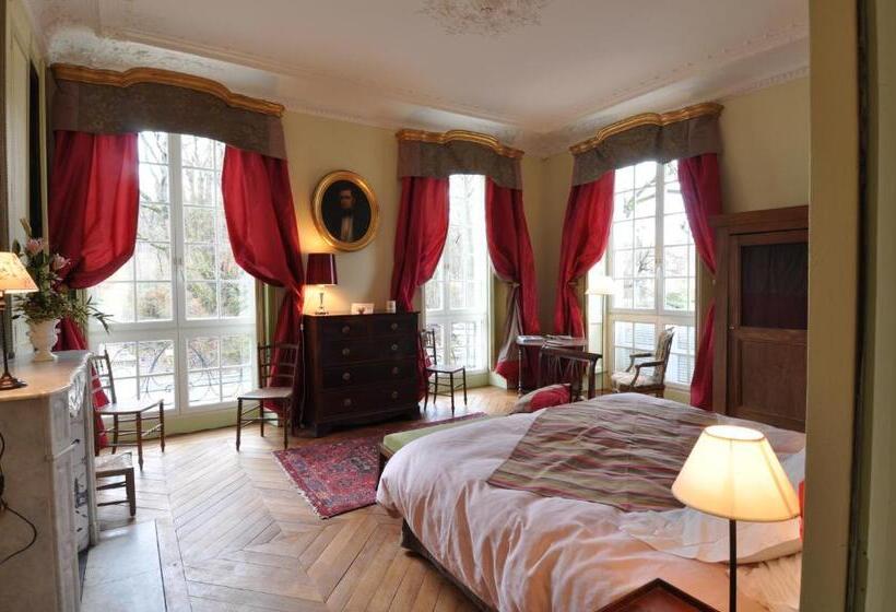 Номер Стандарт, Le Château De La Vierge