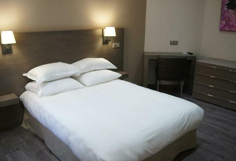 Номер Стандарт, Auberge Du Cheval Blanc