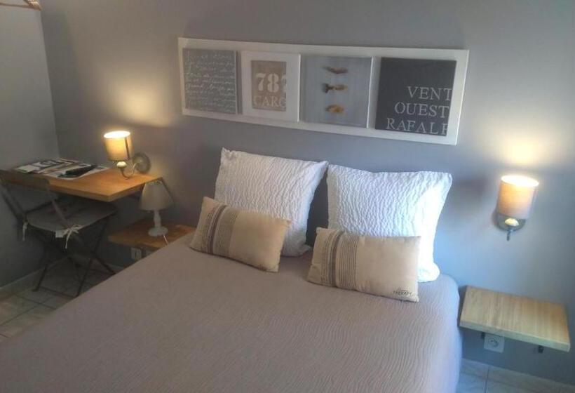 Номер Deluxe, Logis Hôtel La Clé Des Songes