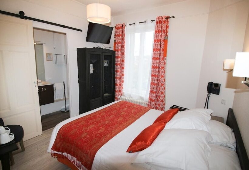 标准单人间, Logis Hôtel & Restaurant Au Clos Paillé Charme & Caractère