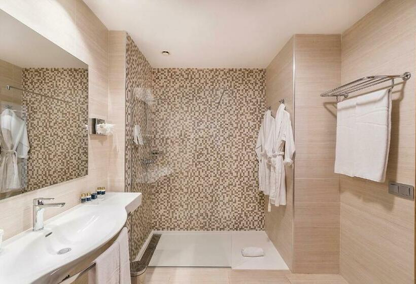 غرفة سوبيريور مطلّة علي البحر, Royal Palm Resort & Spa - Adults Only