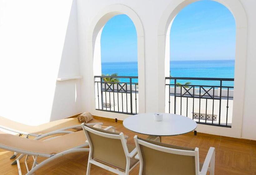 غرفة سوبيريور مطلّة علي البحر, Royal Palm Resort & Spa - Adults Only