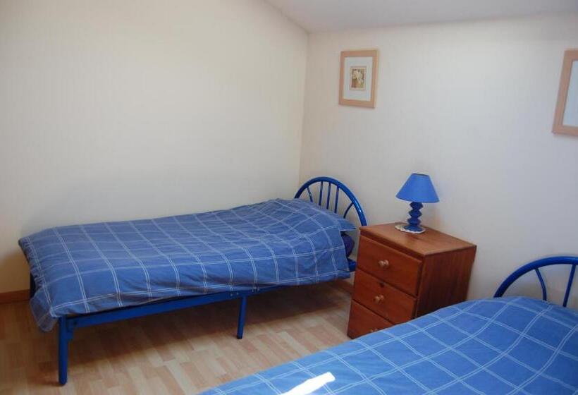 Family Suite, Douce France 82