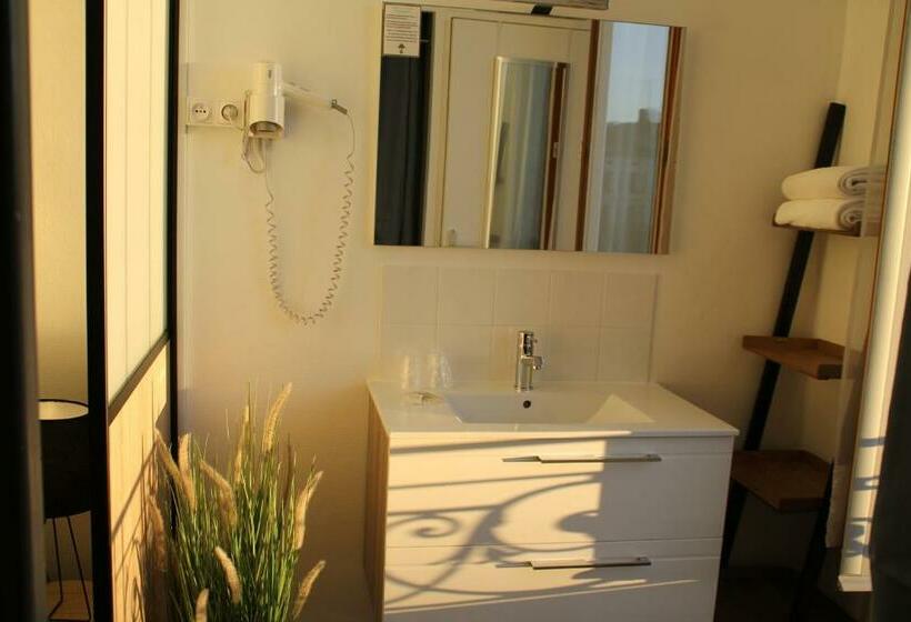 Номер Стандарт, Hôtel Rivière