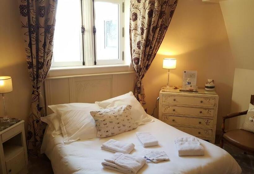 Классический Номер, Le Castel Guesthouse