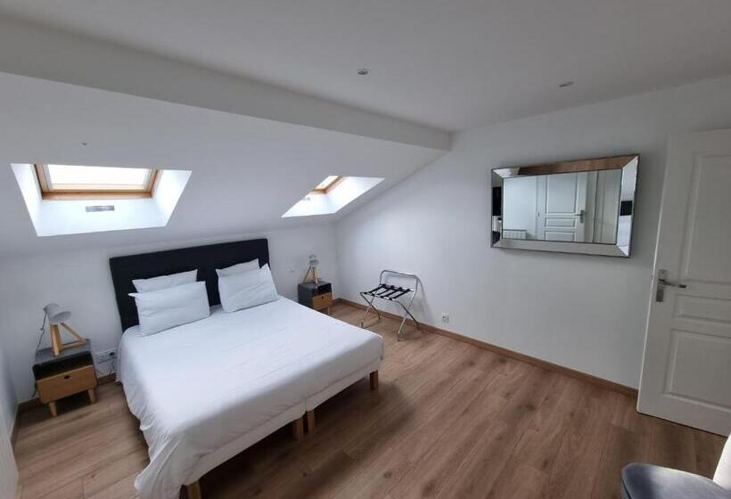 Дом 3 Спальни, Le Castel Guesthouse