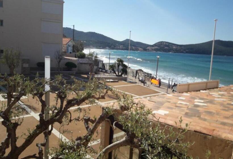 Четырехместный Номер Стандарт, Hôtel Chanteplage