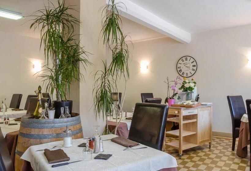 Номер Стандарт, Logis Hôtel Restaurant De La Dore