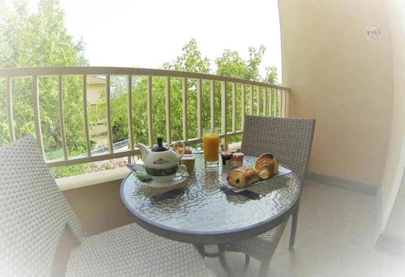 Номер Superior, Hôtel Restaurant L  Empereur