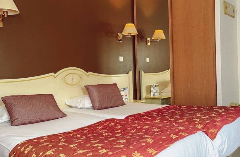 Номер Стандарт, Logis Hotel & Restaurant L Etape Bouc Bel Air   Gardanne
