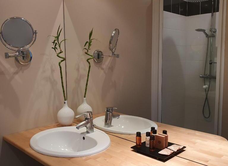 اتاق استاندارد با چشم‌انداز باغ, La Fraîchette Hôtel & Spa