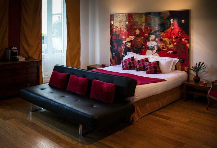 اتاق لوکس با چشم‌انداز, Maison Decoret   Relais & Châteaux