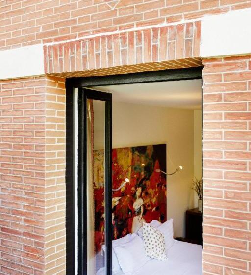 اتاق لوکس با چشم‌انداز, Maison Decoret   Relais & Châteaux