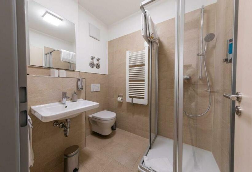Номер Стандарт Адаптированный для Инвалидов, Altstadthotel Marktschlösschen