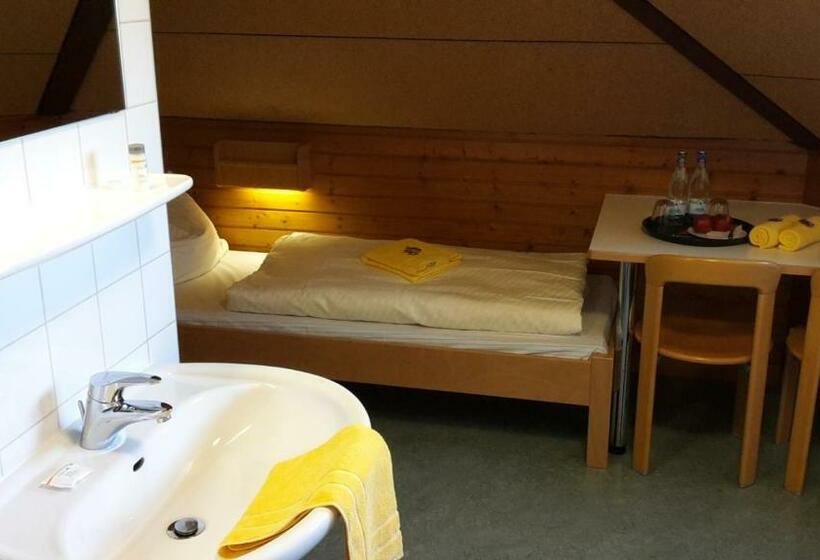 Quarto Familiar, Hellmut Waßmer Jugendherberge Lörrach