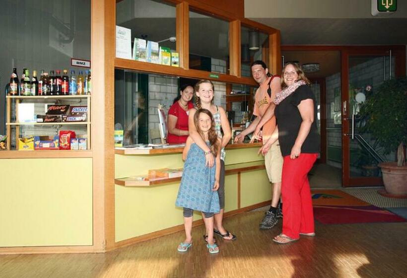 Quarto Familiar, Hellmut Waßmer Jugendherberge Lörrach
