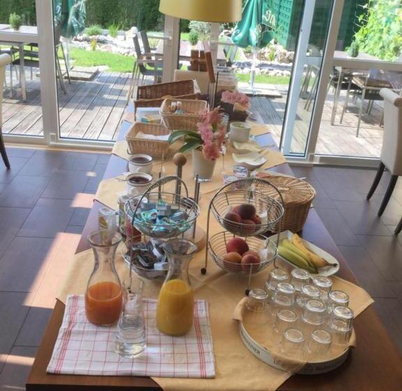 Номер Стандарт Индивидуальный, Restaurant Bellevue