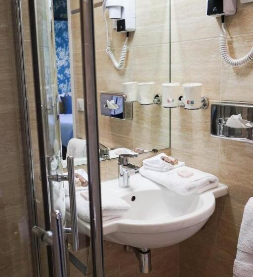Quarto Superior, Villa Pruly Hotel Cannes Centre