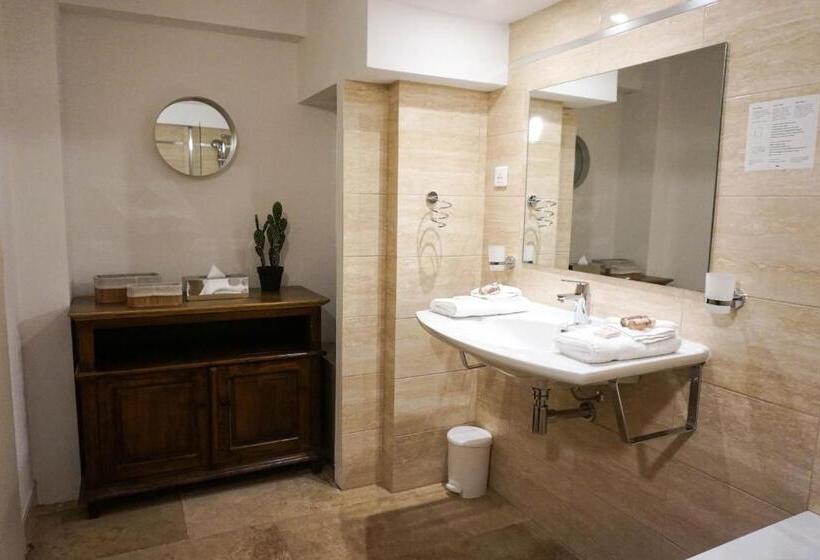 Номер Deluxe с Террасой, Villa Pruly Hotel Cannes Centre