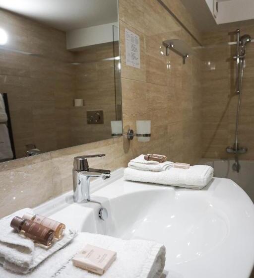 Quarto Deluxe com Terraço, Villa Pruly Hotel Cannes Centre