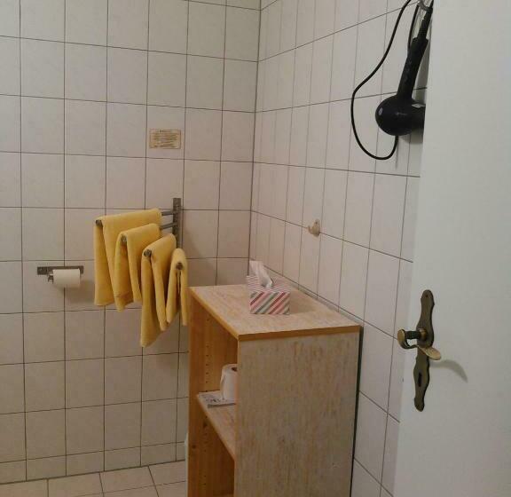 اتاق استاندارد یک نفره, Landhotel Possendorf
