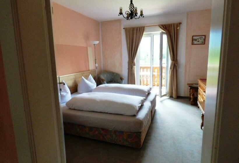 Quarto Estandar, Bäckeralm©   B&b 16 +