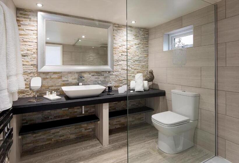 Номер Стандарт, Cary Arms & Spa