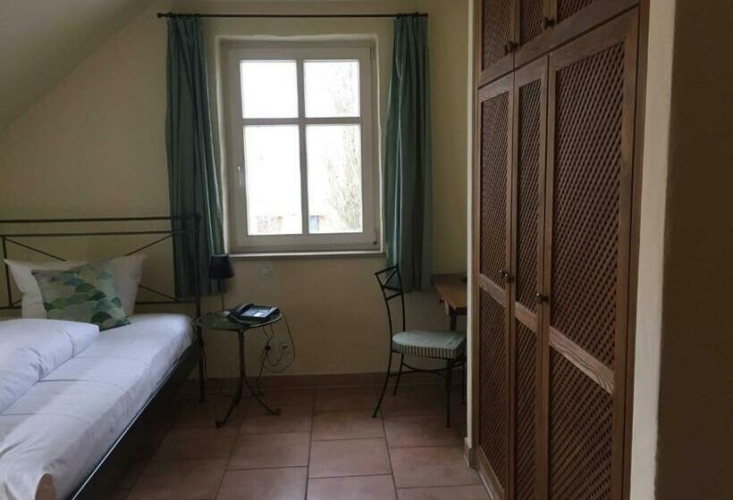 Номер Комфорт Индивидуальный, Seehotel Theodors