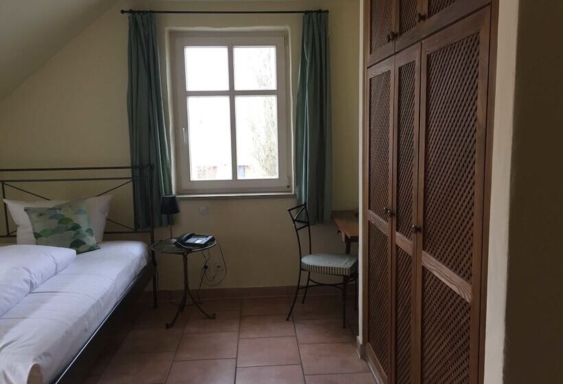 Номер Комфорт Индивидуальный, Seehotel Theodors